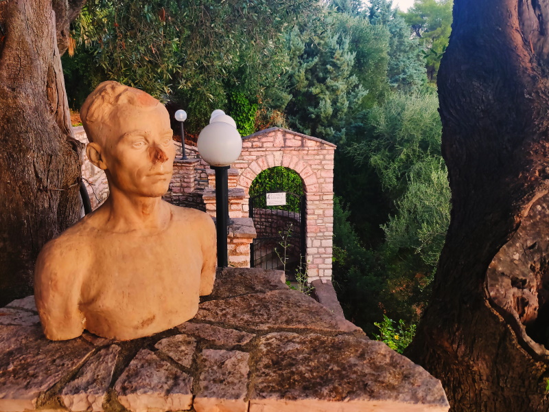 pensatore_001-20190820